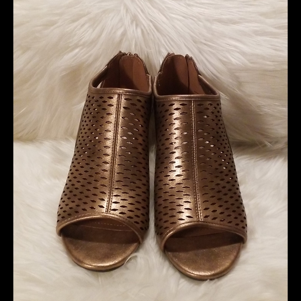 Style & Co heels